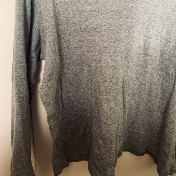 Grey long sleeve - Picture 2 of 4